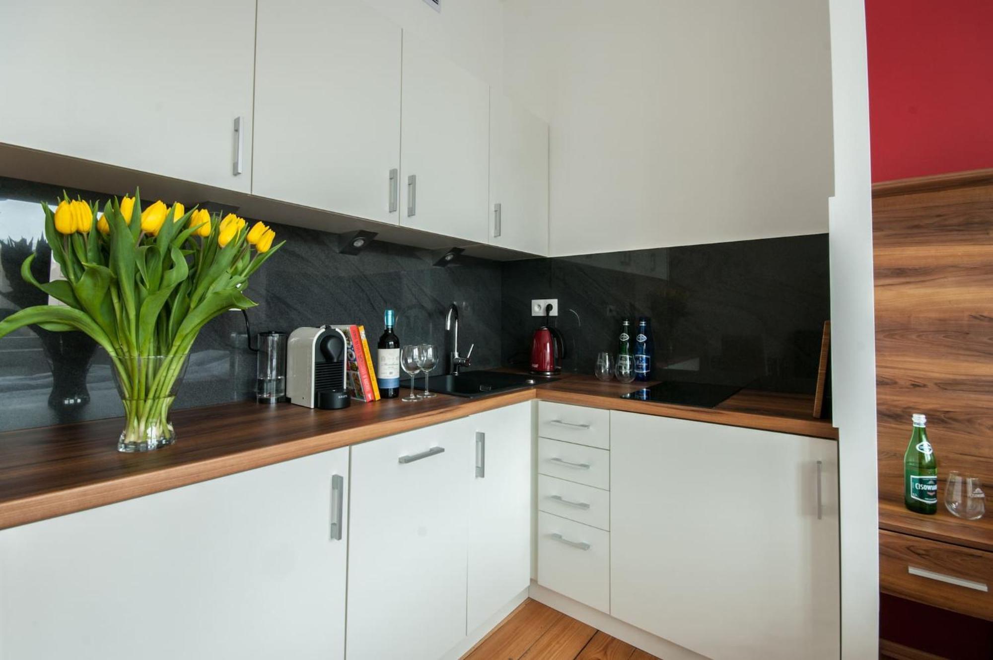 ורשה Smolna Apartments By Your Freedom מראה חיצוני תמונה