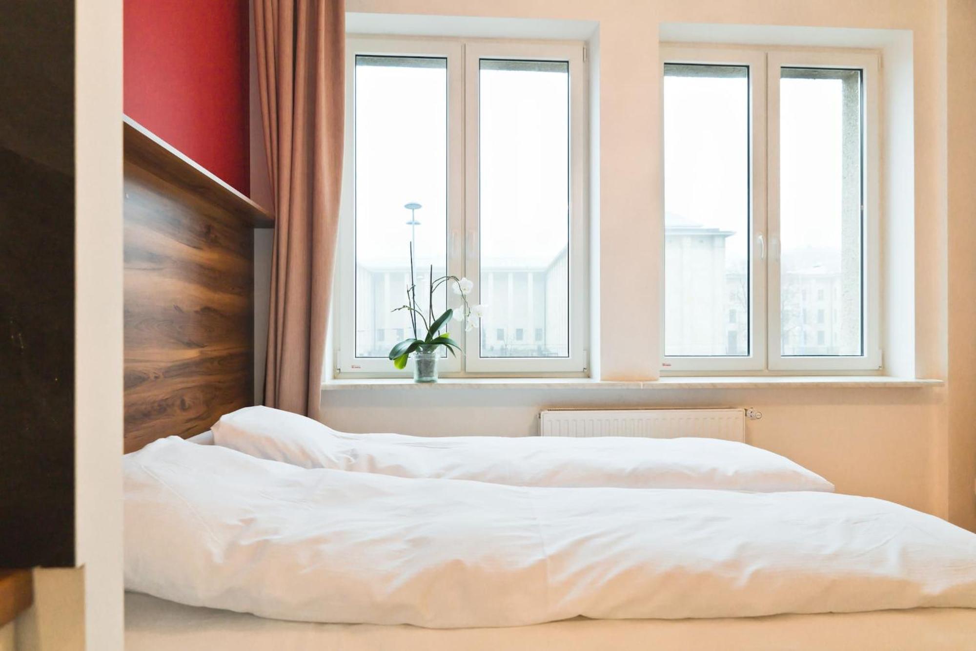 ורשה Smolna Apartments By Your Freedom מראה חיצוני תמונה