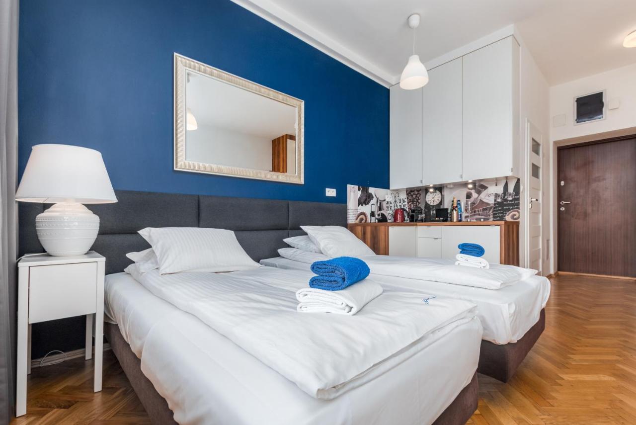 ורשה Smolna Apartments By Your Freedom מראה חיצוני תמונה